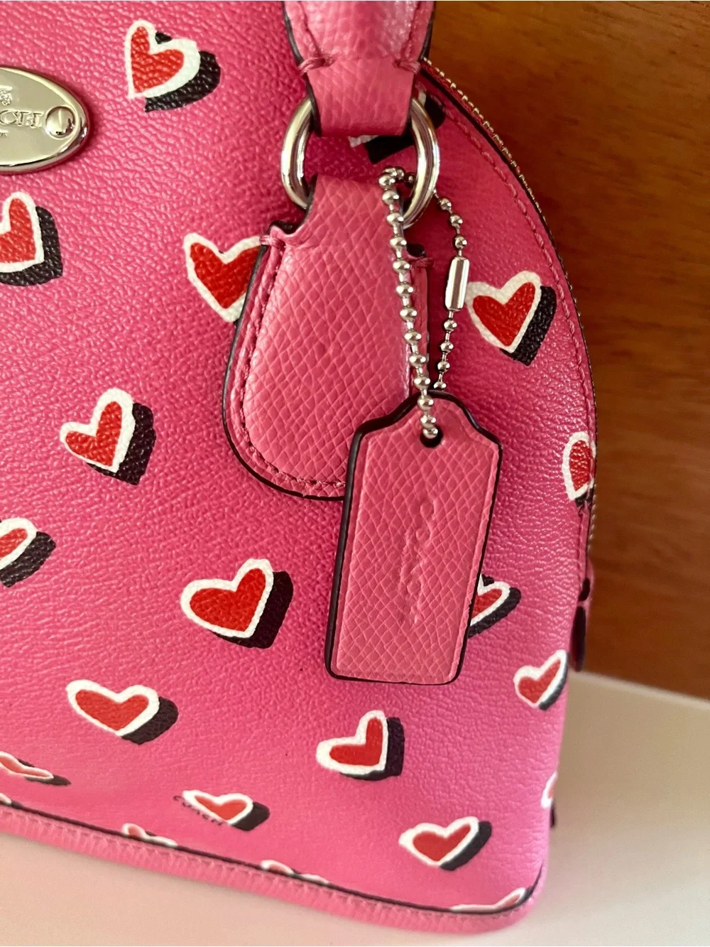 Coach valentine mini